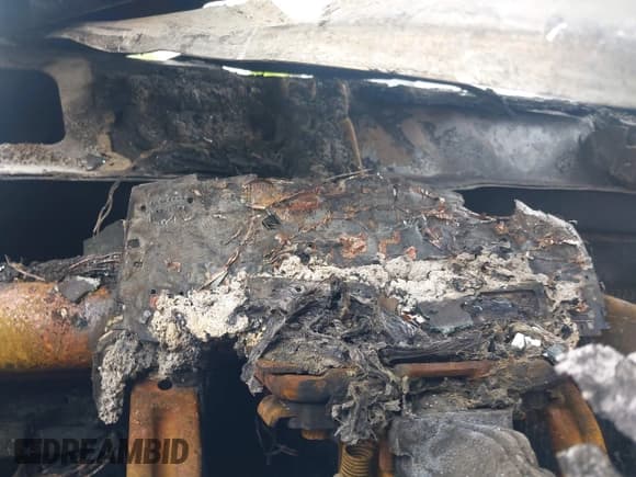 ✅ 2007 Jeep Commander Sport • VIN: 1J8HG48P07C584909 • Lot: 42371885. Listed on IAAI with Not provided. Free auction sales archive from the USA and detailed vehicle history report at DreamBid. Image 7.