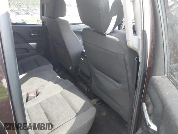 ✅ 2016 Chevrolet Silverado 1500 LT • VIN: 1GCVKREC9GZ221805 • Lot: 43101480. Wystawiony na IAAI z przebiegiem 138 997 mil. Bezpłatny archiwum sprzedaży aukcyjnych z USA i szczegółowy raport historii pojazdu na DreamBid. Zdjęcie 8.