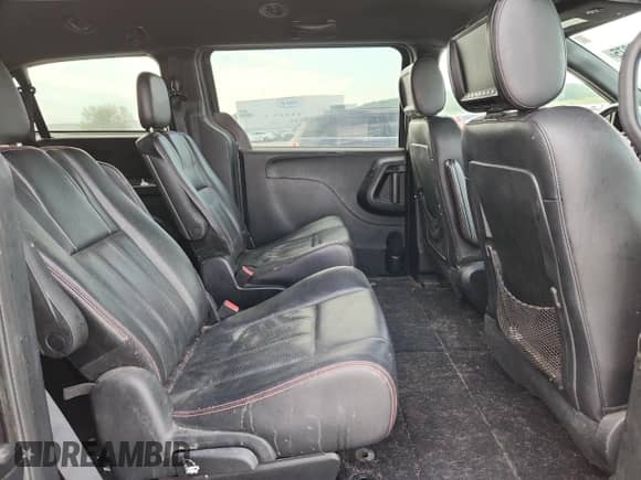 2014 Dodge Grand Caravan R/T with VIN 2C4RDGEG5ER472931, listed as a Copart auction lot 82223975 with 197,678 mi miles and Salvage title. Bid and sale history available at DreamBid. Image 11.