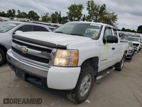 ✅ 2007 Chevrolet Silverado 1500 LTZ • VIN: 2GCEK19J371654085 • Lot: 66187654. Listed on Copart with 225,650 mi. Free auction sales archive from the USA and detailed vehicle history report at DreamBid. Image 1.