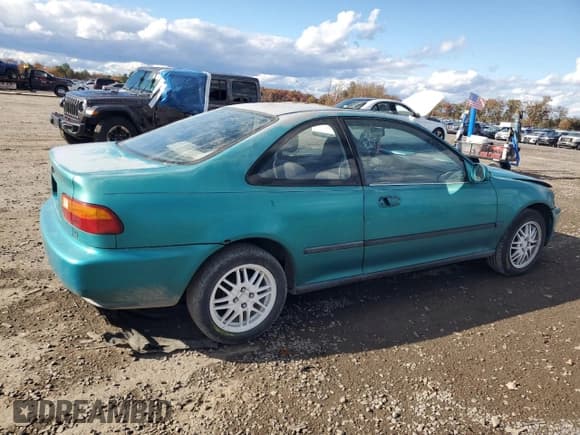✅ 1993 Honda Civic • VIN: 1HGEJ1260PL018468 • Лот: 90494165. Опубликован ранее на Copart с пробегом 111 587 миль. Бесплатный доступ к архиву аукционных продаж из США и подробный отчёт об истории автомобиля на DreamBid. Изображение 3.
