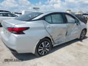 ✅ 2024 Nissan Versa SV • VIN: 3N1CN8EV1RL820155 • Лот: 43126454. Опубликован ранее на IAAI с пробегом 34 086 миль. Бесплатный доступ к архиву аукционных продаж из США и подробный отчёт об истории автомобиля на DreamBid. Изображение 4.