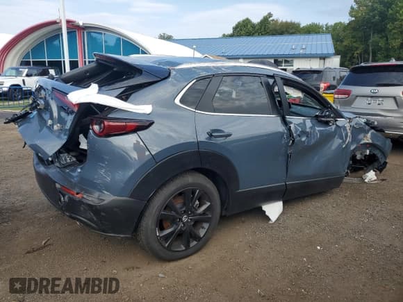 ✅ 2025 Mazda CX-30 S Preferred • VIN: 3MVDMBCM5SM801439 • Lot: 82110335. Listed on Copart with Not provided. Free auction sales archive from the USA and detailed vehicle history report at DreamBid. Image 3.