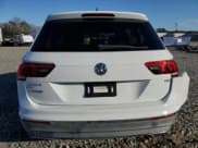 ✅ 2018 Volkswagen Tiguan SEL • VIN: 3VV3B7AX3JM047891 • Лот: 41615545. Опубликован ранее на Copart с пробегом 63 995 миль. Бесплатный доступ к архиву аукционных продаж из США и подробный отчёт об истории автомобиля на DreamBid. Изображение 6.