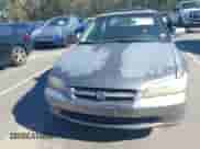 2000 Honda Accord EX с VIN 1HGCG1654YA014234, выставлен на аукционе IAAI как лот 43488342 с пробегом 275 038 миль миль и . История ставок и продаж доступна на DreamBid. Изображение 6.