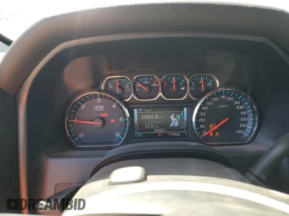 ✅ 2017 Chevrolet Silverado 2500HD LT • VIN: 1GC2KVEG5HZ273528 • Lot: 63205985. Listed on Copart with 39,220 mi. Free auction sales archive from the USA and detailed vehicle history report at DreamBid. Image 9.