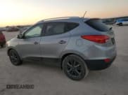 ✅ 2015 Hyundai Tucson SE • VIN: KM8JU3AG0FU090639 • Lot: 87036235. Listed on Copart with 70,319 mi. Free auction sales archive from the USA and detailed vehicle history report at DreamBid. Image 2.