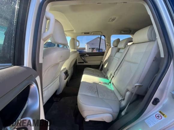 ✅ 2016 Lexus GX 460 • VIN: JTJBM7FX0G5123186 • Lot: 93902335. Wystawiony na Copart z przebiegiem 234 409 mil. Bezpłatny archiwum sprzedaży aukcyjnych z USA i szczegółowy raport historii pojazdu na DreamBid. Zdjęcie 8.