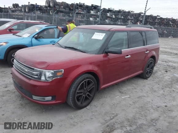 ✅ 2015 Ford Flex SEL • VIN: 2FMGK5C85FBA13563 • Lot: 43576741. Wystawiony na IAAI z przebiegiem 115 068 mil. Bezpłatny archiwum sprzedaży aukcyjnych z USA i szczegółowy raport historii pojazdu na DreamBid. Zdjęcie 17.