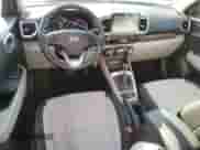 2022 Hyundai Venue SEL с VIN KMHRC8A35NU171974, выставлен на аукционе Copart как лот 75261194 с пробегом 15 413 миль миль и Списание • Salvage title. История ставок и продаж доступна на DreamBid. Изображение 8.