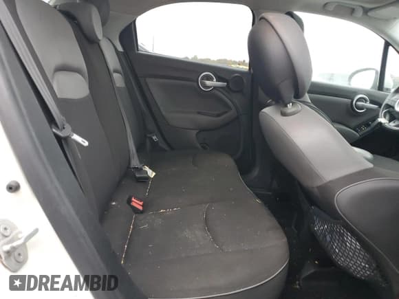 ✅ 2016 FIAT 500X Easy • VIN: ZFBCFXBT4GP340624 • Lot: 91174675. Wystawiony na Copart z przebiegiem 93 119 mil. Bezpłatny archiwum sprzedaży aukcyjnych z USA i szczegółowy raport historii pojazdu na DreamBid. Zdjęcie 11.