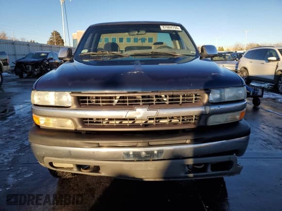 ✅ 2000 Chevrolet Silverado 1500 LS • VIN: 1GCEK14T4YZ267126 • Лот: 87664755. Опубликован ранее на Copart с пробегом 241 087 миль. Бесплатный доступ к архиву аукционных продаж из США и подробный отчёт об истории автомобиля на DreamBid. Изображение 5.