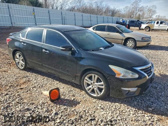 ✅ 2015 Nissan Altima SL • VIN: 1N4BL3AP5FC286048 • Lot: 96193325. Listed on Copart with 155,293 mi. Free auction sales archive from the USA and detailed vehicle history report at DreamBid. Image 4.
