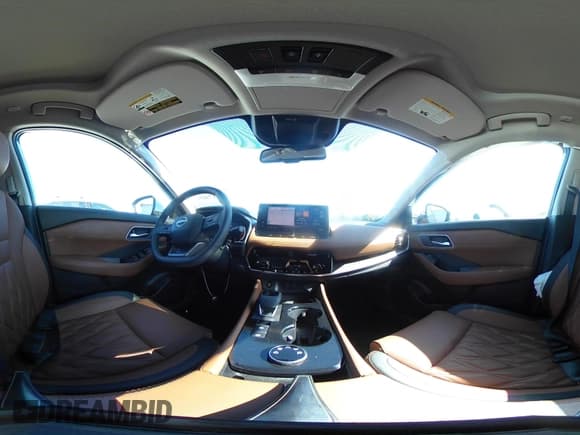 ✅ 2025 Nissan Rogue Platinum • VIN: JN8BT3DD3SW300599 • Lot: 43617459. Listed on IAAI with 8,784 mi. Free auction sales archive from the USA and detailed vehicle history report at DreamBid. Image 18.