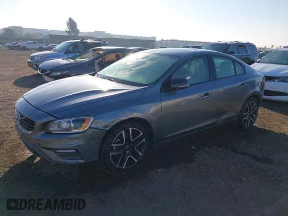 ✅ 2017 Volvo S60 Dynamic • VIN: YV126MFL8H2422480 • Lot: 43566513. Listed on IAAI with 111,721 mi. Free auction sales archive from the USA and detailed vehicle history report at DreamBid. Image 17.
