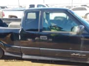 ✅ 2001 Chevrolet S-10 LS • VIN: 1GCCS19W718230397 • Лот: 41293765. Опубликован ранее на IAAI с пробегом 151 578 миль. Бесплатный доступ к архиву аукционных продаж из США и подробный отчёт об истории автомобиля на DreamBid. Изображение 13.