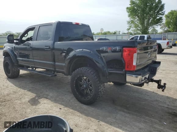 ✅ 2019 Ford F-250 XL • VIN: 1FT7W2BT1KED27724 • Lot: 54210105. Listed on Copart with 94,521 mi. Free auction sales archive from the USA and detailed vehicle history report at DreamBid. Image 2.