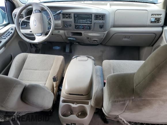 ✅ 2004 Ford Excursion Special Serv • VIN: 1FMNU41S74ED33740 • Lot: 51643285. Wystawiony na Copart z przebiegiem 193 942 mil. Bezpłatny archiwum sprzedaży aukcyjnych z USA i szczegółowy raport historii pojazdu na DreamBid. Zdjęcie 8.