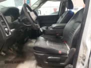 ✅ 2022 Ram 1500 Express • VIN: 1C6RR7FT7NS199803 • Lot: 88124875. Wystawiony na Copart z przebiegiem 50 207 mil. Bezpłatny archiwum sprzedaży aukcyjnych z USA i szczegółowy raport historii pojazdu na DreamBid. Zdjęcie 7.