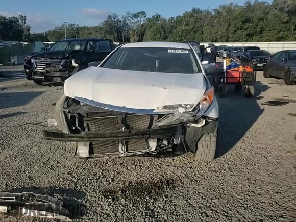 ✅ 2011 Hyundai Sonata SE • VIN: 5NPEC4AC0BH118570 • Lot: 87250365. Wystawiony na Copart z przebiegiem 165 133 mil. Bezpłatny archiwum sprzedaży aukcyjnych z USA i szczegółowy raport historii pojazdu na DreamBid. Zdjęcie 14.