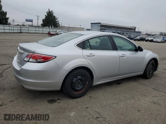 ✅ 2010 Mazda 6 i Sport • VIN: 1YVHZ8BHXA5M21037 • Lot: 93671635. Listed on Copart with 103,398 mi. Free auction sales archive from the USA and detailed vehicle history report at DreamBid. Image 3.