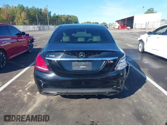 ✅ 2017 Mercedes-Benz C 300 • VIN: 55SWF4JB5HU181821 • Lot: 43512876. Listed on IAAI with 105,272 mi. Free auction sales archive from the USA and detailed vehicle history report at DreamBid. Image 17.