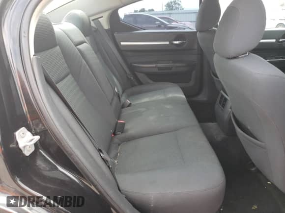 2010 Dodge Charger SXT с VIN 2B3CA3CV8AH247770, выставлен на аукционе Copart как лот 62915244 с пробегом 132 550 миль миль и Списание • Salvage title. История ставок и продаж доступна на DreamBid. Изображение 10.