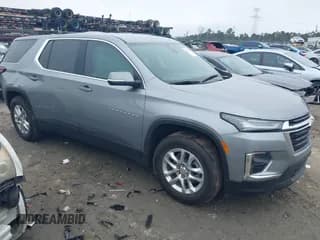 ✅ 2024 Chevrolet Traverse LS • VIN: 1GNESTKWXRJ139392 • Lot: 41560307. Wystawiony na IAAI z przebiegiem 14 700 mil. Bezpłatny archiwum sprzedaży aukcyjnych z USA i szczegółowy raport historii pojazdu na DreamBid. Zdjęcie 1.