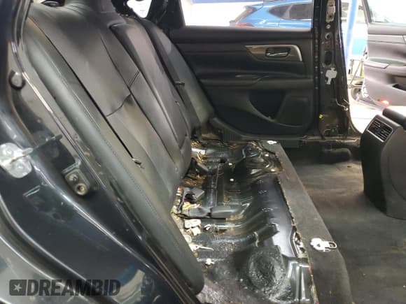 ✅ 2013 Nissan Altima SL • VIN: 1N4BL3AP0DC219189 • Lot: 75053154. Wystawiony na Copart z przebiegiem 81 173 mil. Bezpłatny archiwum sprzedaży aukcyjnych z USA i szczegółowy raport historii pojazdu na DreamBid. Zdjęcie 11.