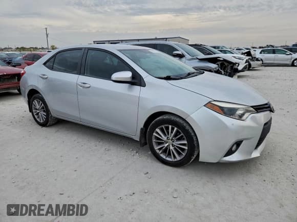 ✅ 2014 Toyota Corolla LE Plus • VIN: 5YFBURHE5EP000915 • Lot: 95567365. Listed on Copart with 226,406 mi. Free auction sales archive from the USA and detailed vehicle history report at DreamBid. Image 4.