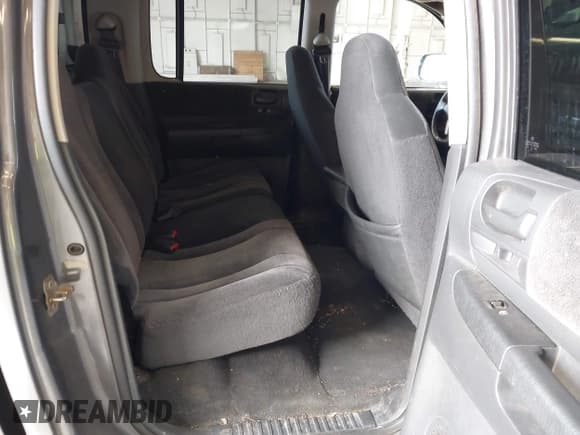 ✅ 2004 Dodge Dakota SLT • VIN: 1D7HL48N94S634652 • Lot: 42999215. Listed on IAAI with 195,310 mi. Free auction sales archive from the USA and detailed vehicle history report at DreamBid. Image 8.