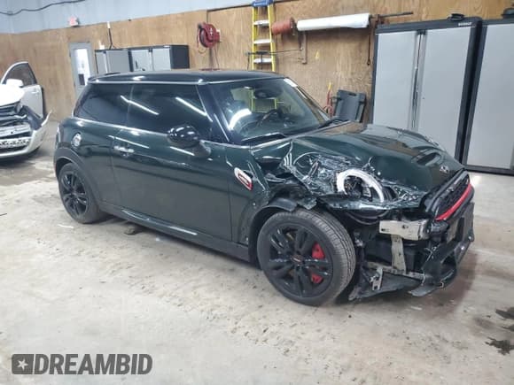 ✅ 2016 MINI Hardtop John Cooper Works • VIN: WMWXM9C5XGT997741 • Lot: 69007985. Listed on Copart with 54,287 mi. Free auction sales archive from the USA and detailed vehicle history report at DreamBid. Image 4.