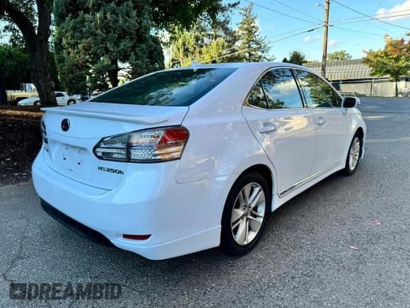 ✅ 2010 Lexus HS 250h • VIN: JTHBB1BA0A2007484 • Lot: 77915444. Listed on Copart with 141,668 mi. Free auction sales archive from the USA and detailed vehicle history report at DreamBid. Image 4.