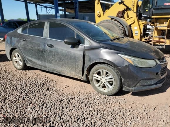 ✅ 2017 Chevrolet Cruze LT • VIN: 1G1BE5SM4H7135324 • Lot: 72079785. Listed on Copart with 192,955 mi. Free auction sales archive from the USA and detailed vehicle history report at DreamBid. Image 4.