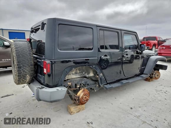 ✅ 2014 Jeep Wrangler Unlimited Sport • VIN: 1C4BJWDG6EL245178 • Лот: 95471365. Опубликован ранее на Copart с пробегом 150 766 миль. Бесплатный доступ к архиву аукционных продаж из США и подробный отчёт об истории автомобиля на DreamBid. Изображение 3.