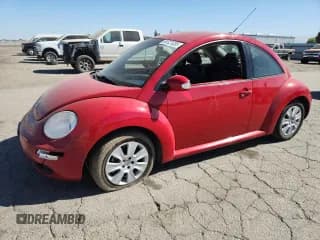 ✅ 2009 Volkswagen Beetle S • VIN: 3VWPG31C09M510389 • Лот: 69321035. Опубликован ранее на Copart с пробегом 116 614 миль. Бесплатный доступ к архиву аукционных продаж из США и подробный отчёт об истории автомобиля на DreamBid. Изображение 1.