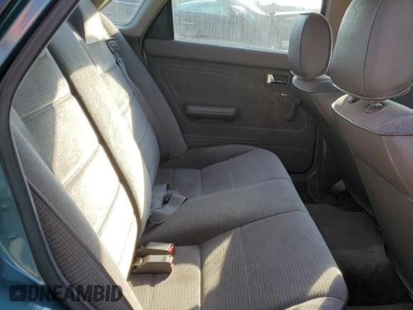 ✅ 1992 Mazda 626 • VIN: 1YVGD22B5N5212605 • Лот: 74945704. Опубликован ранее на Copart с пробегом 99 659 миль. Бесплатный доступ к архиву аукционных продаж из США и подробный отчёт об истории автомобиля на DreamBid. Изображение 10.