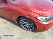 ✅ 2022 BMW 4 Series 430i • VIN: WBA53AP04NCK23797 • Lot: 41583184. Wystawiony na IAAI z przebiegiem 42 069 mil. Bezpłatny archiwum sprzedaży aukcyjnych z USA i szczegółowy raport historii pojazdu na DreamBid. Zdjęcie 6.