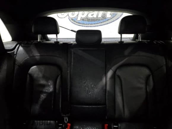 ✅ 2017 Audi Q3 Premium • VIN: WA1ECCFS6HR004692 • Lot: 90260555. Wystawiony na Copart z przebiegiem 84 818 mil. Bezpłatny archiwum sprzedaży aukcyjnych z USA i szczegółowy raport historii pojazdu na DreamBid. Zdjęcie 10.