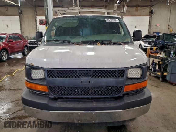 ✅ 2014 Chevrolet Express Cargo • VIN: 1GCWGFCG0E1114535 • Lot: 94756005. Listed on Copart with 343,899 mi. Free auction sales archive from the USA and detailed vehicle history report at DreamBid. Image 5.