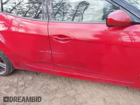 ✅ 2012 Hyundai Veloster w/Gray Int • VIN: KMHTC6AD3CU022866 • Lot: 41847285. Wystawiony na IAAI z przebiegiem 199 487 mil. Bezpłatny archiwum sprzedaży aukcyjnych z USA i szczegółowy raport historii pojazdu na DreamBid. Zdjęcie 6.