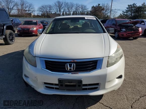 ✅ 2009 Honda Accord EX-L • VIN: 1HGCP36889A003762 • Lot: 92570505. Wystawiony na Copart z przebiegiem 193 290 mil. Bezpłatny archiwum sprzedaży aukcyjnych z USA i szczegółowy raport historii pojazdu na DreamBid. Zdjęcie 5.