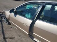 ✅ 2001 Honda Accord EX • VIN: JHMCG66821C000301 • Lot: 43423974. Wystawiony na IAAI z przebiegiem 179 639 mil. Bezpłatny archiwum sprzedaży aukcyjnych z USA i szczegółowy raport historii pojazdu na DreamBid. Zdjęcie 6.