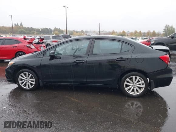✅ 2012 Honda Civic EX-L • VIN: 2HGFB2F92CH513922 • Lot: 43531292. Listed on IAAI with 197,427 mi. Free auction sales archive from the USA and detailed vehicle history report at DreamBid. Image 14.