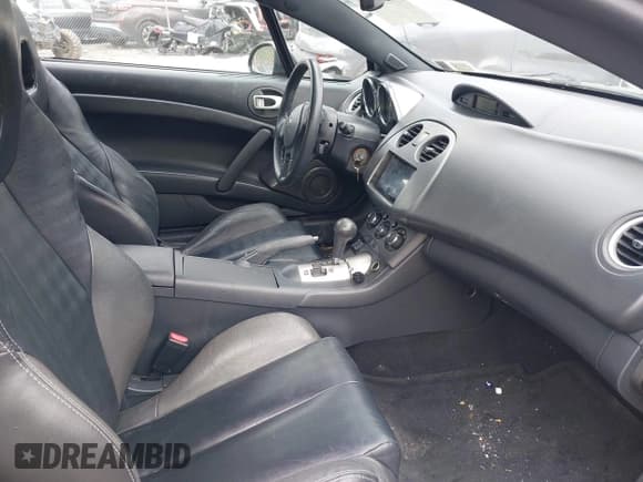 ✅ 2011 Mitsubishi Eclipse GS Sport • VIN: 4A37L5EFXBE001367 • Lot: 42277169. Wystawiony na IAAI z przebiegiem 71 660 mil. Bezpłatny archiwum sprzedaży aukcyjnych z USA i szczegółowy raport historii pojazdu na DreamBid. Zdjęcie 5.