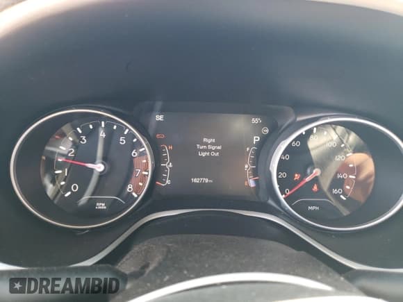 ✅ 2017 Jeep Compass Latitude • VIN: 3C4NJDBB2HT657308 • Lot: 82587485. Wystawiony na Copart z przebiegiem 162 779 mil. Bezpłatny archiwum sprzedaży aukcyjnych z USA i szczegółowy raport historii pojazdu na DreamBid. Zdjęcie 9.