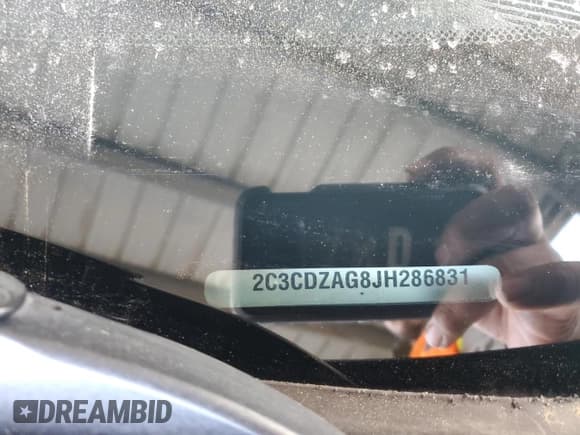 ✅ 2018 Dodge Challenger SXT • VIN: 2C3CDZAG8JH286831 • Lot: 82729275. Listed on Copart with 70,061 mi. Free auction sales archive from the USA and detailed vehicle history report at DreamBid. Image 12.