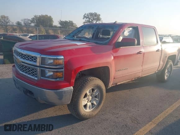 ✅ 2015 Chevrolet Silverado 1500 LT • VIN: 3GCUKREC2FG102035 • Lot: 43364737. Wystawiony na IAAI z przebiegiem 190 804 mil. Bezpłatny archiwum sprzedaży aukcyjnych z USA i szczegółowy raport historii pojazdu na DreamBid. Zdjęcie 17.
