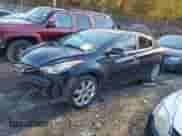 2011 Hyundai Elantra GLS z VIN KMHDH4AE3BU164152, wystawiony jako Copart lot #90817445 z przebiegiem 178 031 mil mil oraz Szkoda całkowita • Salvage title. Historia ofert i sprzedaży dostępna na DreamBid. Obrazek 1.