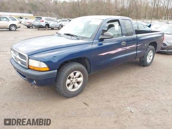 2004 Dodge Dakota Sport z VIN 1D7GL32K64S639568, wystawiony jako IAAI lot #41710072 z przebiegiem 209 348 mil mil oraz . Historia ofert i sprzedaży dostępna na DreamBid. Obrazek 2.